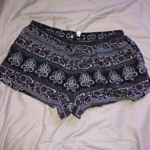 American Eagle flowy shorts